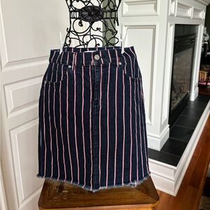 Dynamite women’s US small blue, red and white stretchy denim pencil skirt.